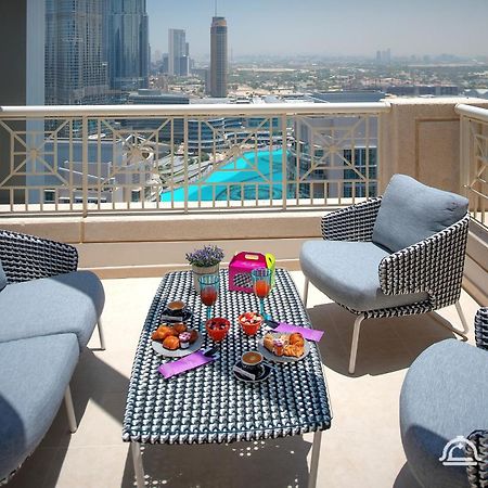 Dream Inn - Apartment With Private Terrace, 29 Boulevard Downtown دبي المظهر الخارجي الصورة